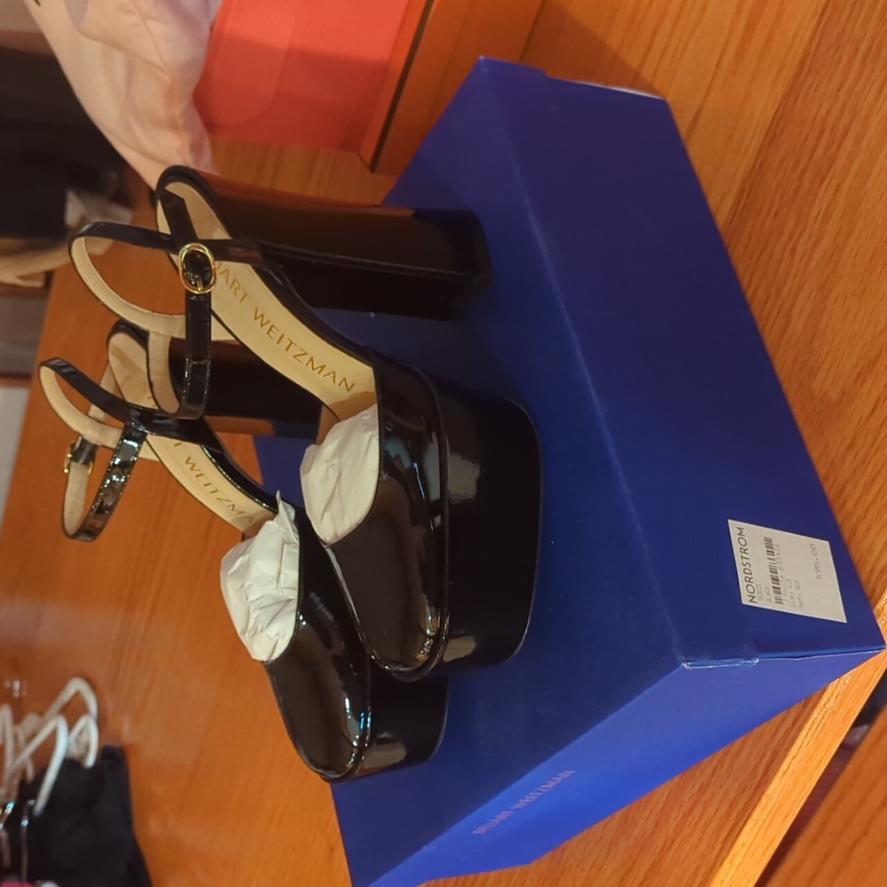 Stuart weitzman shoes
